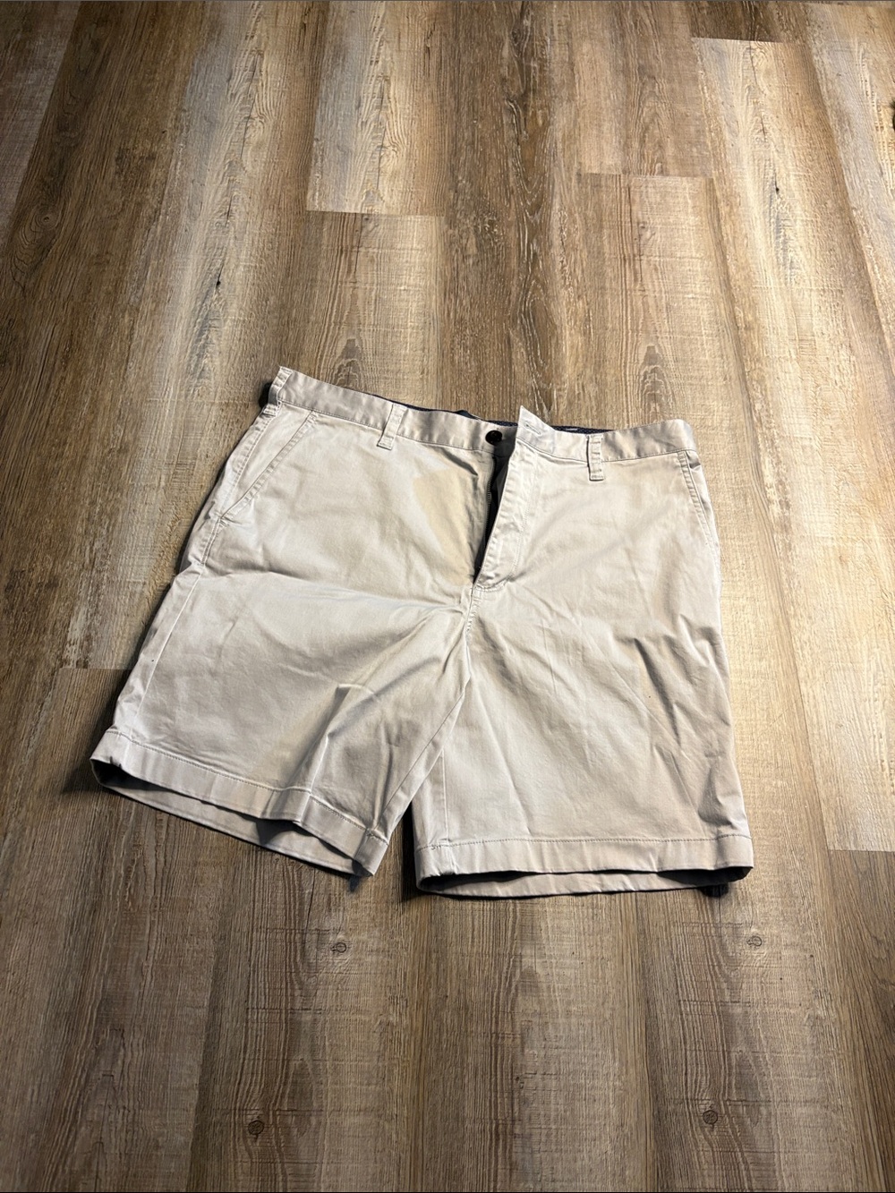Daniel Hechter Men's Light Khaki Flat-Front Shorts